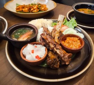 Kelezatan Menu Chef Devina di Bumi Aki Heritage