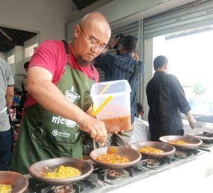Kuliner Rumah Umum, Makan Sambil Sedekah