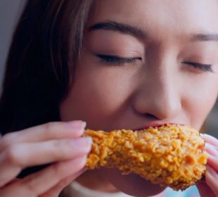 Sambut Ulang Tahun Colonel Sanders, KFC Indonesia Luncurkan Paket Baru